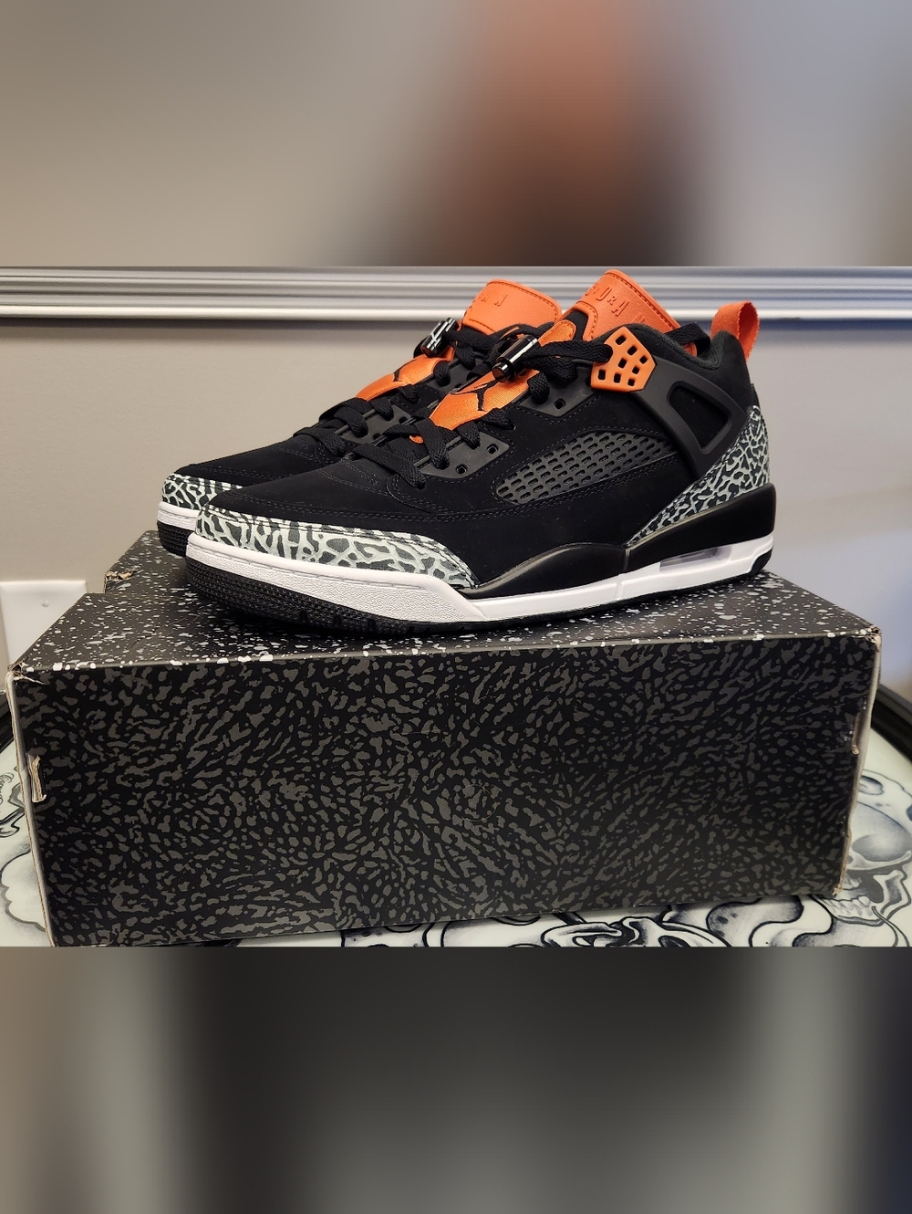 Jordan Spizike Low -- 10M -- NWT